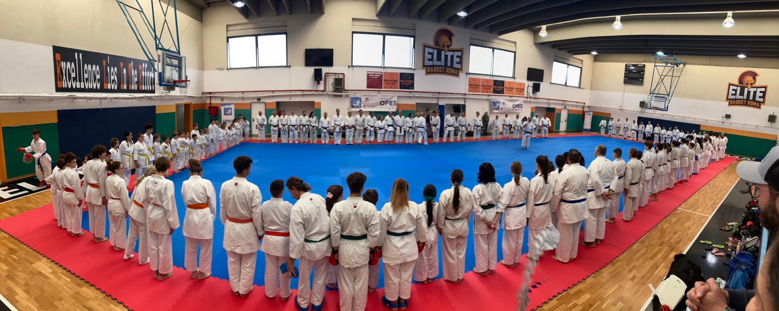 Scopri di più sull'articolo Settore Karate: partecipatissimo lo stage del 10 novembre